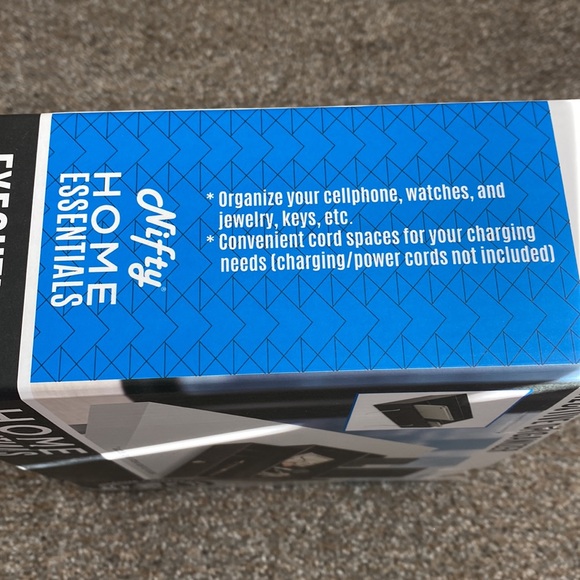 NEW Home Essentials Executive Organizer - Picture 4 of 7